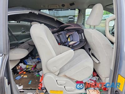 Zdjęcie 11 z 13 samochodu: 2014 TOYOTA SIENNA LE 8-PASSENGER VIN:5TDKK3DC6ES410055 - miniatura