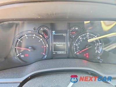 Zdjęcie 9 z 13 samochodu: 2021 TOYOTA 4RUNNER SR5 VIN:JTEMU5JR8M5909401 - miniatura
