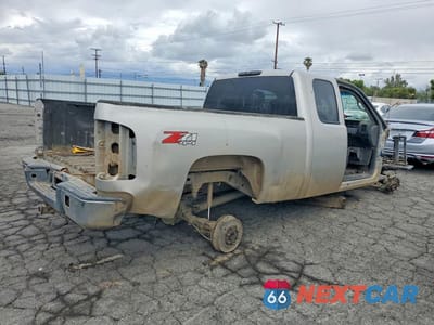 Trzecie zdjęcie samochodu z tyłu: 2008 CHEVROLET SILVERADO K1500 VIN:2GCEK190481202512 - miniatura