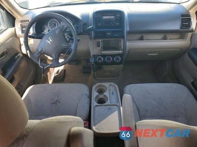 Zdjęcie 8 z 13 samochodu: 2005 HONDA CR-V LX VIN:JHLRD68535C005751 - miniatura