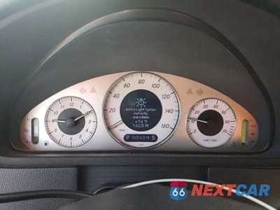 Zdjęcie 9 z 12 samochodu: 2006 MERCEDES-BENZ CLK 500 VIN:WDBTK75G26T058431 - miniatura