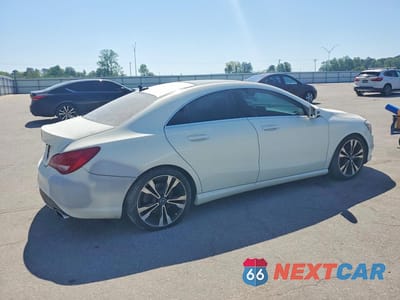 Trzecie zdjęcie samochodu z tyłu: 2014 MERCEDES-BENZ CLA 250 VIN:WDDSJ4EB3EN143855 - miniatura