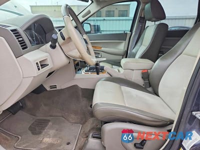 Zdjęcie 7 z 12 samochodu: 2010 JEEP GRAND CHEROKEE LIMITED VIN:1J4RR5GT1AC141406 - miniatura