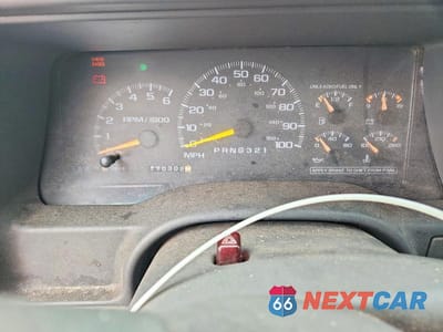 Zdjęcie 9 z 13 samochodu: 1999 CHEVROLET TAHOE K1500 VIN:1GNEK13R4XJ376535 - miniatura
