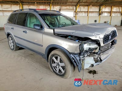 Czwarte zdjęcie samochodu z boku: 2004 VOLVO XC90 VIN:YV1CN59H341123984 - miniatura