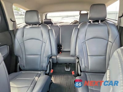 Zdjęcie 10 z 13 samochodu: 2018 BUICK ENCLAVE ESSENCE VIN:5GAERBKW4JJ135701 - miniatura