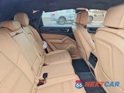 Zdjęcie 11 z 14 samochodu: 2019 PORSCHE CAYENNE VIN:WP1AA2AY1KDA17627 - miniatura