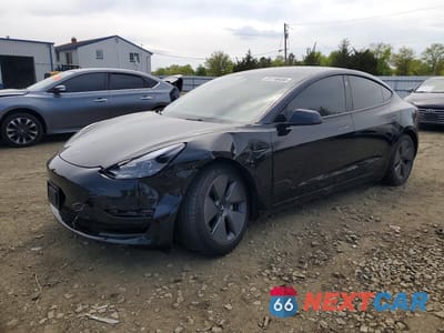 2023 TESLA MODEL 3 5YJ3E1EA0PF689748 - główne zdjęcie licytacji z USA - miniatura