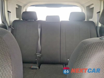 Zdjęcie 10 z 12 samochodu: 2008 TOYOTA SCION XB VIN:JTLKE50E781014717 - miniatura
