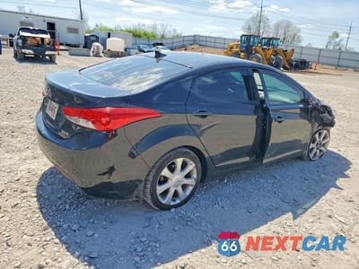 Trzecie zdjęcie samochodu z tyłu: 2013 HYUNDAI ELANTRA LIMITED VIN:5NPDH4AE9DH405665 - miniatura