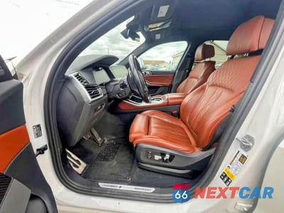 Zdjęcie 6 z 10 samochodu: 2023 BMW X5 M50I VIN:5UXJU4C0XP9P96255 - miniatura