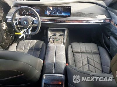 Zdjęcie 8 z 12 samochodu: 2023 BMW 760 XI VIN:WBA33EJ04PCM62938 - miniatura