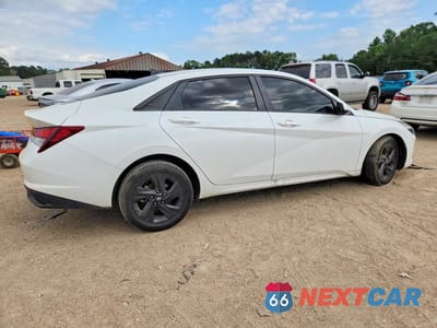 Trzecie zdjęcie samochodu z tyłu: 2021 HYUNDAI ELANTRA SEL VIN:5NPLM4AG4MH017459 - miniatura