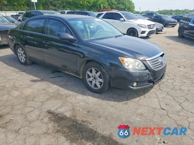 Czwarte zdjęcie samochodu z boku: 2010 TOYOTA AVALON XL VIN:4T1BK3DB8AU357447 - miniatura