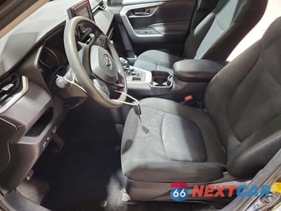 Zdjęcie 7 z 13 samochodu: 2019 TOYOTA RAV4 LE VIN:2T3G1RFV4KC021694 - miniatura