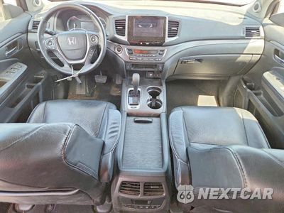 Zdjęcie 8 z 12 samochodu: 2017 HONDA PILOT EXL VIN:5FNYF6H61HB075784 - miniatura