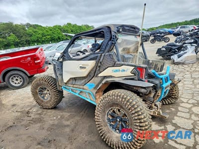 Trzecie zdjęcie samochodu z tyłu: 2019 CAN-AM MAVERICK SPORT UTILITY VEHICLE VIN:3JB1TAP46KK000688 - miniatura