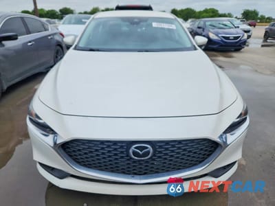 Piąte zdjęcie samochodu w środku: 2021 MAZDA 3 SELECT VIN:JM1BPABL5M1321470 - miniatura