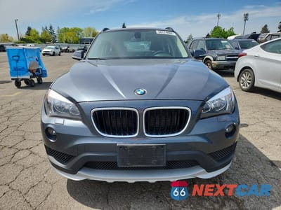 Piąte zdjęcie samochodu w środku: 2015 BMW X1 XDRIVE28I VIN:WBAVL1C50FVY37186 - miniatura