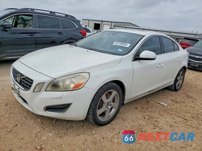 2013 VOLVO S60 T5 YV1612FS3D2184348 - główne zdjęcie licytacji z USA - miniatura