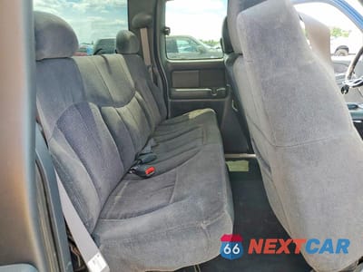 Zdjęcie 10 z 13 samochodu: 2001 CHEVROLET SILVERADO K1500 VIN:2GCEK19T811336357 - miniatura