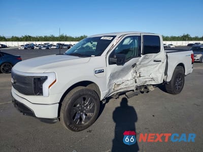 2024 FORD F150 LIGHTNING XLT 1FTVW3LK1RWG31174 - główne zdjęcie licytacji z USA - miniatura