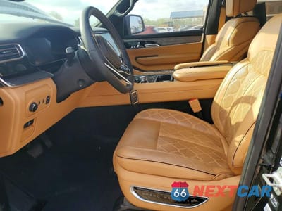 Zdjęcie 7 z 14 samochodu: 2023 JEEP GRAND WAGONEER SERIES III VIN:1C4SJVGPXPS531629 - miniatura