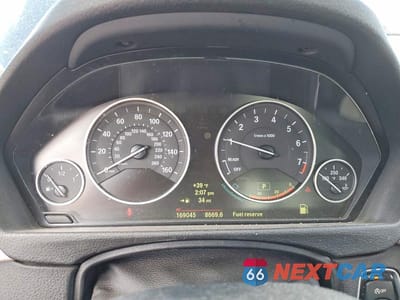 Zdjęcie 9 z 12 samochodu: 2014 BMW 320 I XDRIVE VIN:WBA3C3G57ENS72057 - miniatura
