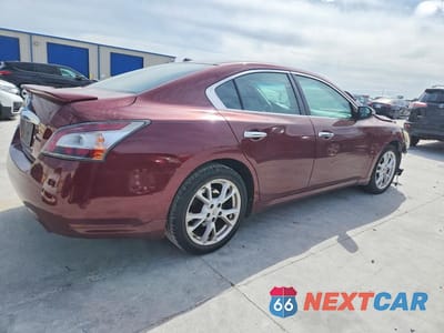 Trzecie zdjęcie samochodu z tyłu: 2013 NISSAN MAXIMA 3.5 SV VIN:1N4AA5AP5DC826699 - miniatura