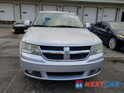 Piąte zdjęcie samochodu w środku: 2010 DODGE JOURNEY SXT VIN:3D4PG5FV0AT150904 - miniatura