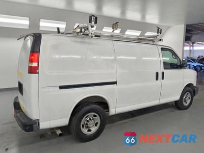Trzecie zdjęcie samochodu z tyłu: 2013 CHEV EXPRESS G2500 VIN:1GCWGFCA9D1151447 - miniatura
