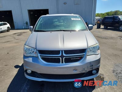 Piąte zdjęcie samochodu w środku: 2018 DODGE GRAND CARAVAN SXT VIN:2C4RDGCG8JR223987 - miniatura