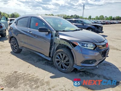 Czwarte zdjęcie samochodu z boku: 2021 HONDA HR-V SPORT VIN:3CZRU6H10MM755139 - miniatura