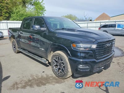 Czwarte zdjęcie samochodu z boku: 2025 RAM 1500 LARAMIE VIN:1C6SRFJP4SN582470 - miniatura