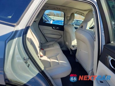Zdjęcie 11 z 13 samochodu: 2024 VOLVO XC60 PLUS VIN:YV4L12RLXR1710787 - miniatura