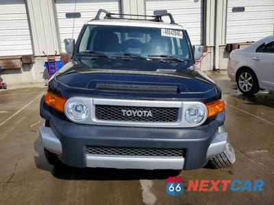 Piąte zdjęcie samochodu w środku: 2007 TOYOTA FJ CRUISER BASE VIN:JTEBU11F670096325 - miniatura