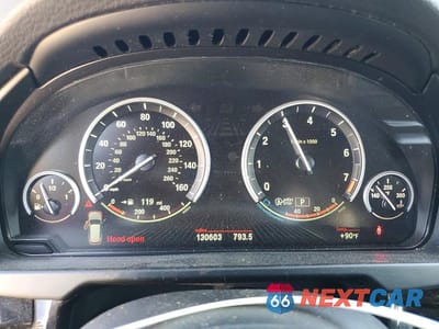 Zdjęcie 9 z 13 samochodu: 2018 BMW X5 SDRIVE35I VIN:5UXKR2C55J0Z14357 - miniatura