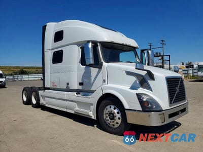 2016 VOLVO VNL SEMI TRUCK 4V4NC9EH9GN948933 - główne zdjęcie licytacji z USA - miniatura