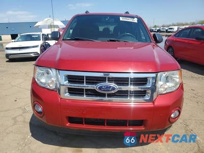 Piąte zdjęcie samochodu w środku: 2010 FORD ESCAPE XLT VIN:1FMCU0D78AKC25177 - miniatura