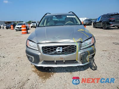 Piąte zdjęcie samochodu w środku: 2014 VOLVO XC70 T6 VIN:YV4902BZ0E1184885 - miniatura