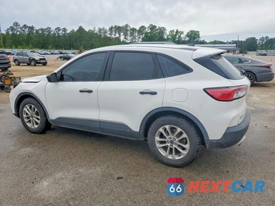 Drugie zdjęcie samochodu z przodu: 2020 FORD ESCAPE S VIN:1FMCU0F61LUC42950 - miniatura