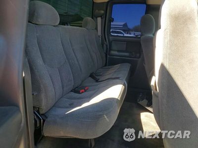 Zdjęcie 10 z 12 samochodu: 2003 CHEVROLET SILVERADO K1500 VIN:1GCEK19T63E122145 - miniatura