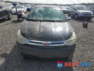 Piąte zdjęcie samochodu w środku: 2010 FORD FOCUS SEL VIN:1FAHP3HNXAW278747 - miniatura