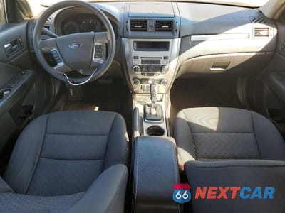 Zdjęcie 8 z 12 samochodu: 2010 FORD FUSION SE VIN:3FAHP0HA7AR216429 - miniatura