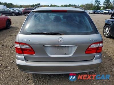 Zdjęcie 6 z 12 samochodu: 2004 MERCEDES-BENZ E 320 4MATIC VIN:WDBUH82J64X117141 - miniatura