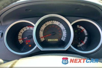 Zdjęcie 8 z 10 samochodu: 2012 TOYOTA TACOMA DOUBLE CAB VIN:3TMLU4ENXCM088389 - miniatura