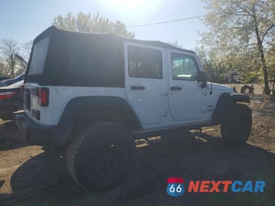 Trzecie zdjęcie samochodu z tyłu: 2016 JEEP WRANGLER UNLIMITED SPORT VIN:1C4BJWDG1GL248072 - miniatura