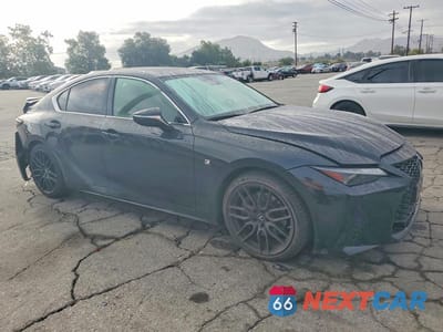 Czwarte zdjęcie samochodu z boku: 2021 LEXUS IS 350 F SPORT VIN:JTHGZ1B27M5046036 - miniatura