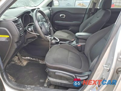 Zdjęcie 7 z 13 samochodu: 2018 KIA SOUL BASE VIN:KNDJN2A25J7573356 - miniatura
