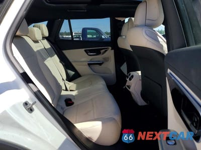 Zdjęcie 11 z 14 samochodu: 2025 MERCEDES-BENZ GLC 300 VIN:W1NKM4GB3SF303343 - miniatura